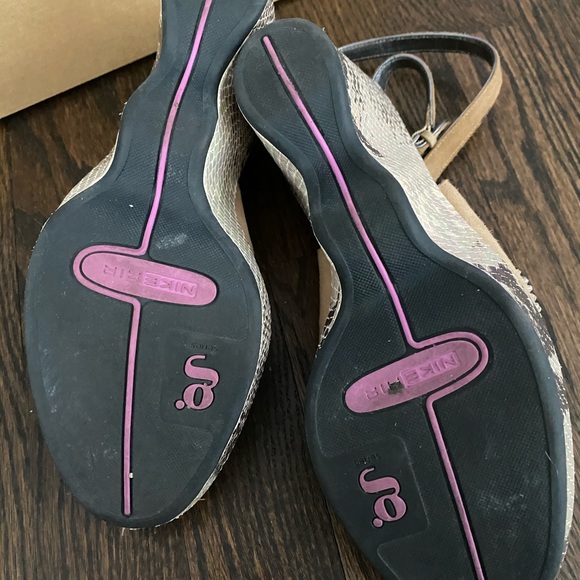 Cole Haan — Women’s wedges - Picture 9 of 11